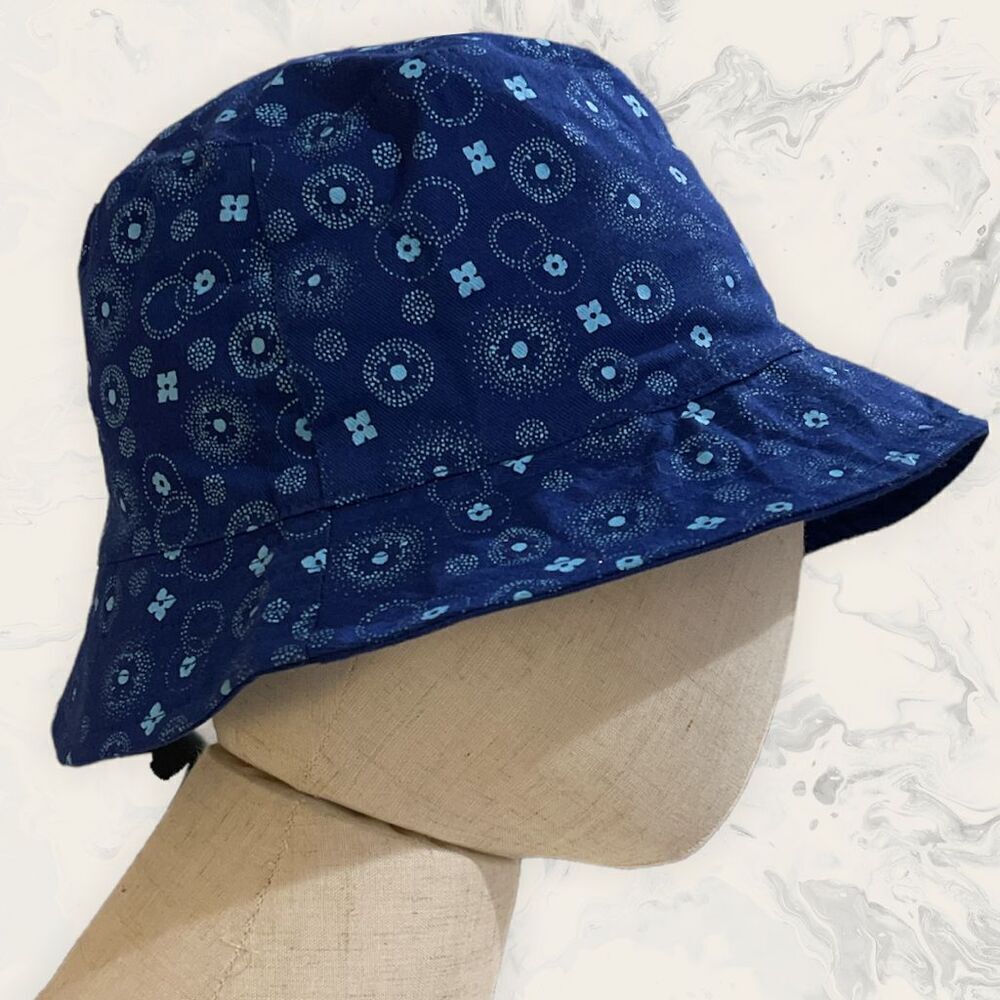 NWT BP One size reversible bucket hat blue women - One Size - Blue